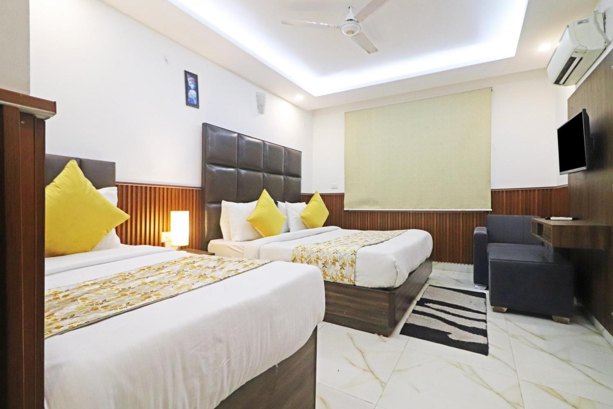 Hotel Mayda Prime Near Delhi Airport Nuova Delhi Esterno foto