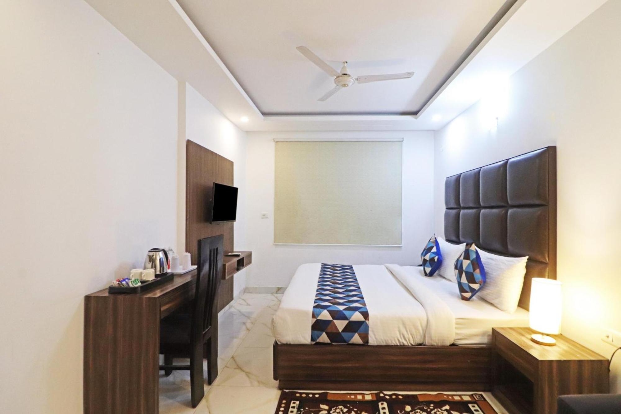Hotel Mayda Prime Near Delhi Airport Nuova Delhi Esterno foto